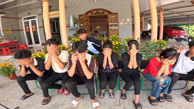 Anh Thời Đại | Trò Chơi Dân Gian: Tập 12 - Ai Là Người Bị Đập | Nhận Tiền Lì Xì смотреть онлайн