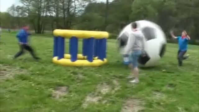 Гиганский баскетбол Веселые игры на природе для корпоратива смотреть онлайн