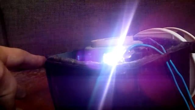 Сверкают/коротят/искрят щетки в моторе в пылесосе Zanussi