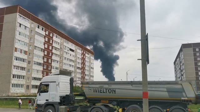 пожар на южной подстанции Екб 25.05.2020(3) смотреть онлайн