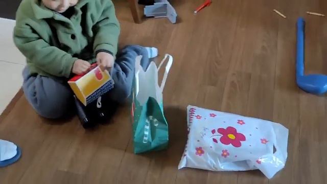 School Christmas Carol Surprise! 어린이집 놀라다! смотреть онлайн