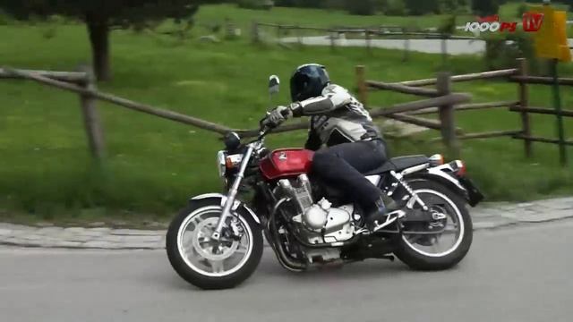 Test-Video | Honda CB 1100 Test | Onboard, Fahreindrücke смотреть онлайн