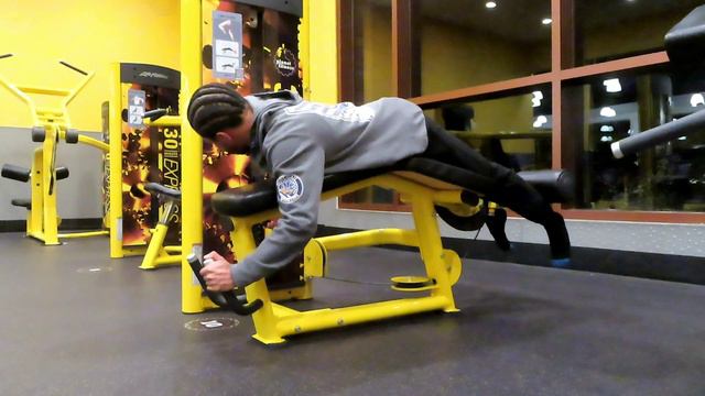 QUICK LEG DAY AT PLANET FITNESS GYM! смотреть онлайн