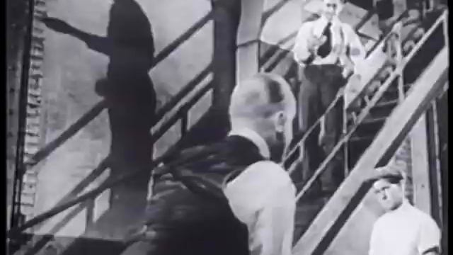 Henry Ford y su línea de ensamble смотреть онлайн