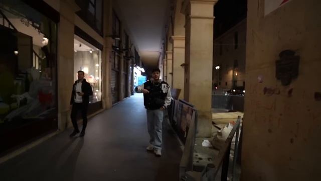 J'EMMÈNE FAB EN DATE DE RÊVE à Paris смотреть онлайн