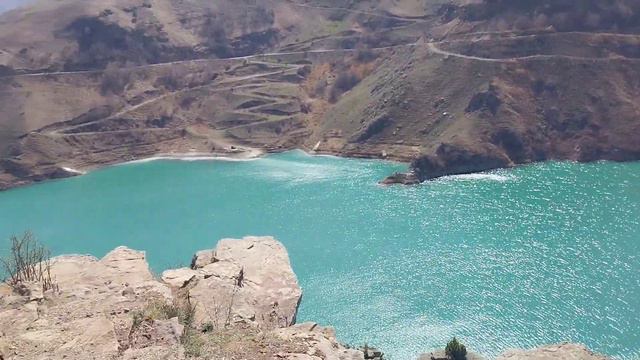 ОДНО ИЗ САМЫХ КРАСИВЫХ МЕСТ КАВКАЗА ОЗЕРО,ГИЖГИТ смотреть онлайн