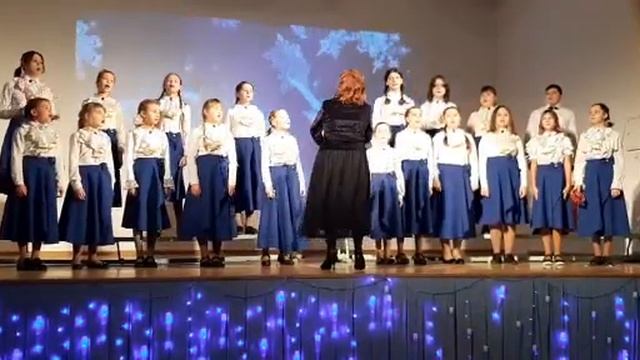 "Пройди горы, море, реки" Рождественский спиричуэл. Обработка Г. Саймона, русский текст Н. Авериной смотреть онлайн