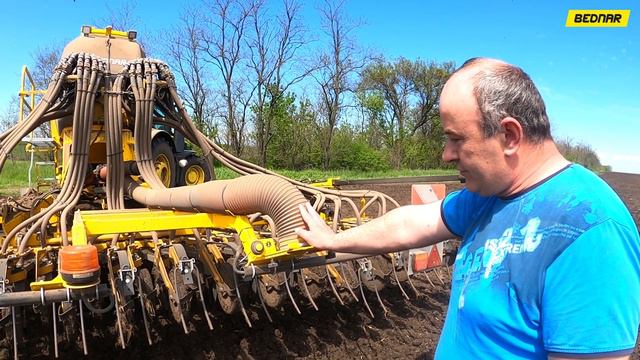Посів гречки на Миколаївщині сівалкою OMEGA смотреть онлайн