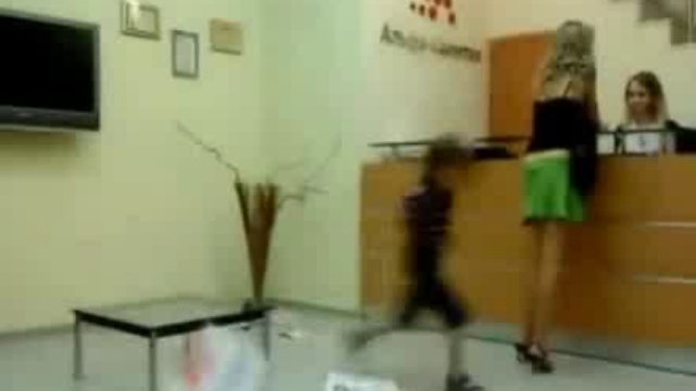 ну очень вредный мальчик