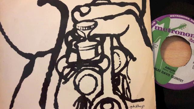COOKIN' WITH THE MILES DAVIS QUINTET - Airegin - METRONOME Swedish 45' смотреть онлайн