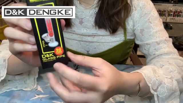 [D&K Dengke] Pocket Size Stand Glass Pipe DK8585 смотреть онлайн