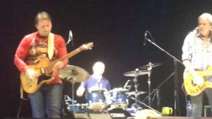 Чиж Снова поезд