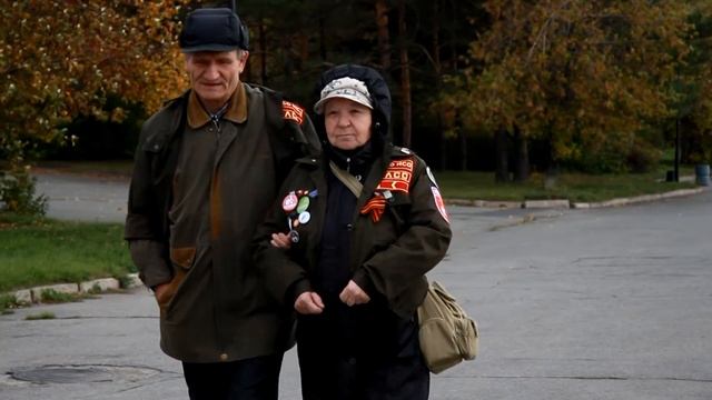 Люди,которые улыбаются всегда смотреть онлайн