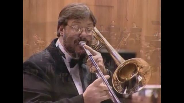 Ferdinand David Concertino para Trombón y Orquesta Op. 4 3er movimiento.Director Eduardo Carrizosa смотреть онлайн