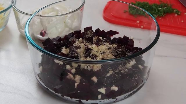 Salad with Beets, Garlic and Mozzarella!/Салат из свеклы с сыром и чесноком! [Summer salads series] смотреть онлайн