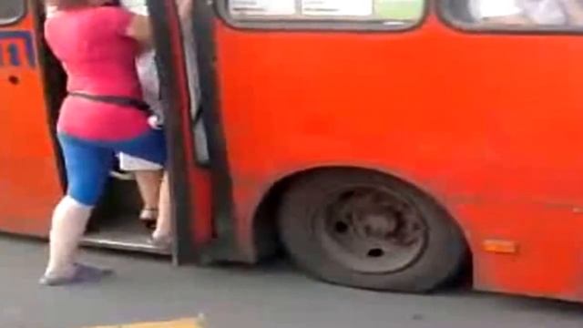 Пройдите в центр салона смотреть онлайн