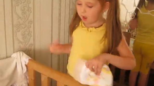 як доглядати за малюком, коли мама зайнята?))) смотреть онлайн