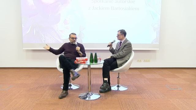 Jacek Bartosiak o "Najlepszym Miejscu na Świecie" i jego kulisach, Kraków, październik 2023 смотреть онлайн