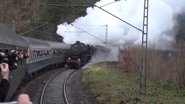 Паровозы обгоняют друг друга - часть 1