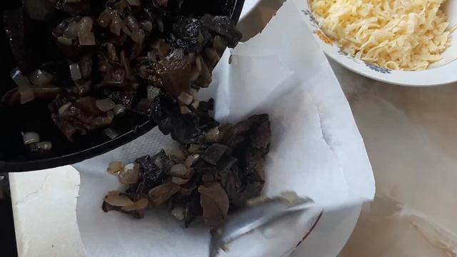 ШИКАРНЫЙ САЛАТ на праздничный стол со свиным языком. Очень ВКУСНЫЙ салат на Новый год 2020 смотреть онлайн