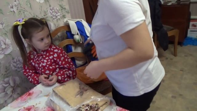 ЗАКАЛЁНАЯ КАЗАЧКА / БУДЕТ ДОЛГО ВЫПИТЫВАТЬСЯ / НОВАЯ КЛЕЁНКА / КРАСИВО СМОТРИТСЯ / БУДЕТ КРАСНАЯ смотреть онлайн
