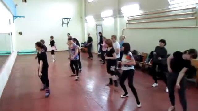 основы Bachata class in dance studio DancA 06 04 13 смотреть онлайн