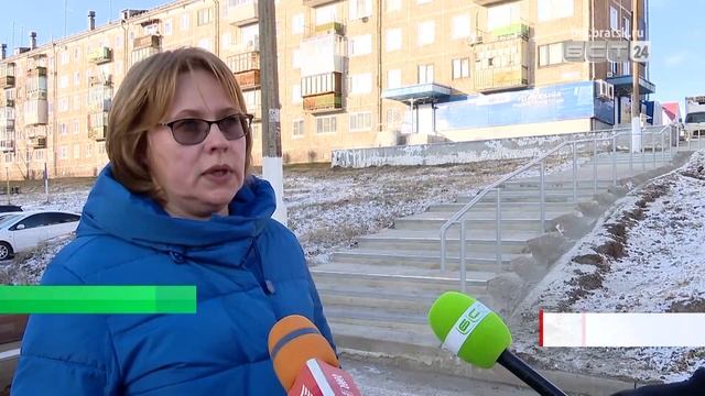 Новая лестница появилась на улице Баркова в Братске смотреть онлайн