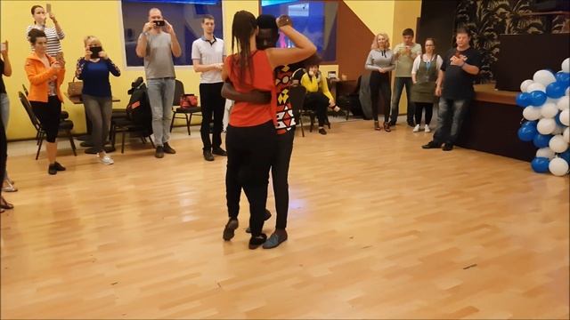 Jacinto Teca & Lucy - Kizomba смотреть онлайн