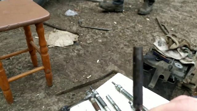 Замена свечей накала, на паджеро 3.2 дизель. И облом свечей. смотреть онлайн