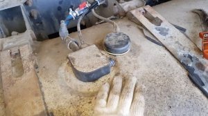 VOLVO FH 13  не берет топливо из правого бака