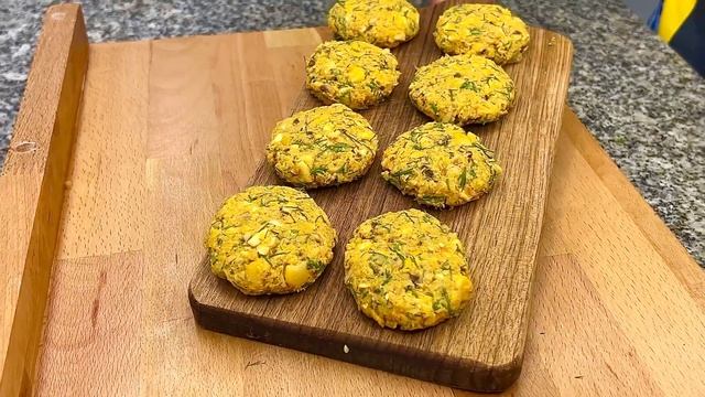 Diese Mais Patties sind besser als Fleisch! Ein einfaches proteinreiches Fleischbällchen Rezept! смотреть онлайн