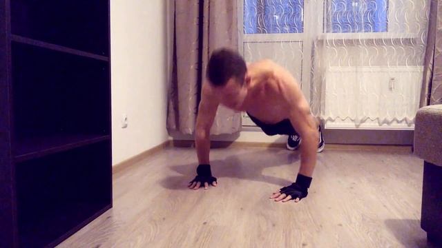 Отжимания - Как Тяжело Тренироваться ДОМА? смотреть онлайн