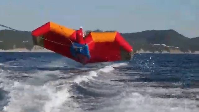 ЗМЕЙ ГОРЫНЫЧ от ДНТ Краснодар надувной водный аттракцион смотреть онлайн