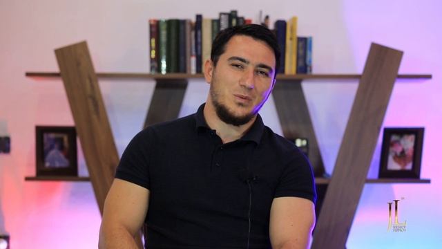 Гость проекта Спортсмен, Учитель кавказских танцев @khabib_bayramov смотреть онлайн