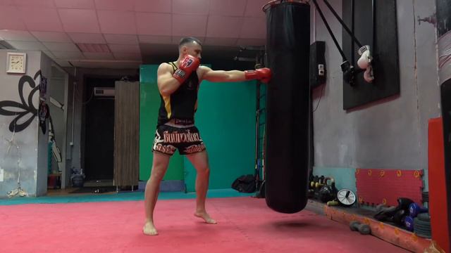 Удары по мешку смотреть онлайн