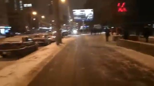 Нелегальные таксисты у метро Авиамоторная смотреть онлайн