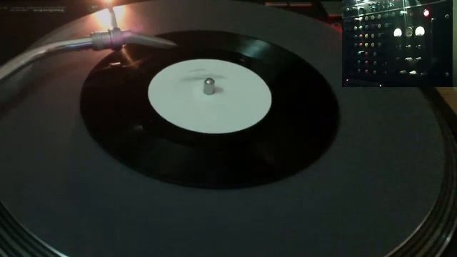 Roots Massive pt.7 (70's & early 80's Roots Reggae selection) смотреть онлайн
