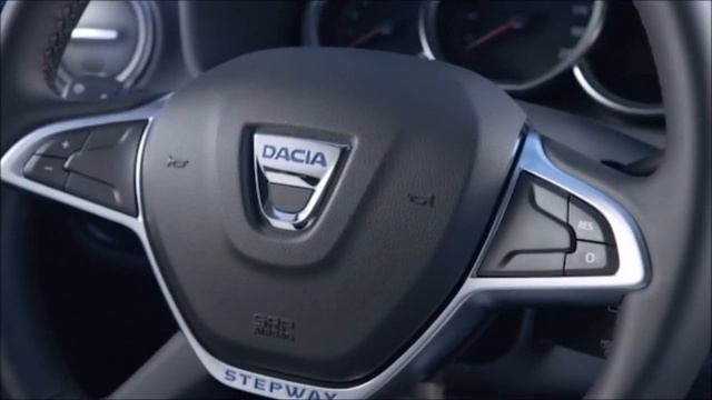 2017 Renault Logan MCV Stepway смотреть онлайн