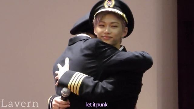 Hyunjin and Felix adorable moments | Stray Kids HyunLix смотреть онлайн