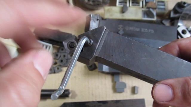 Резцы СССР с механическим креплением пластин. смотреть онлайн