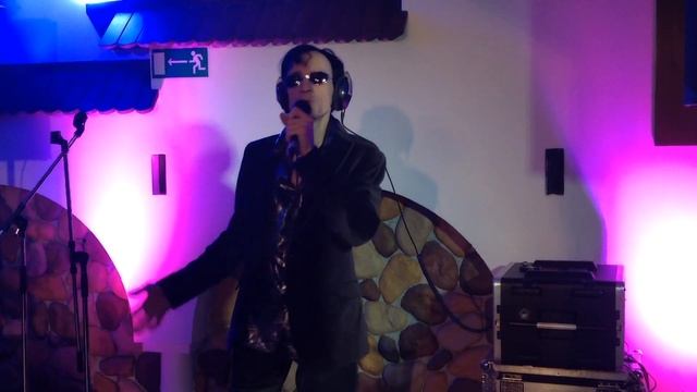 Валерий Залкин "Капали слёзы" (съёмка вблизи) смотреть онлайн