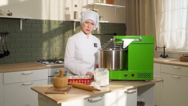 Тестомесильная машина спиральная SOLO-05 смотреть онлайн