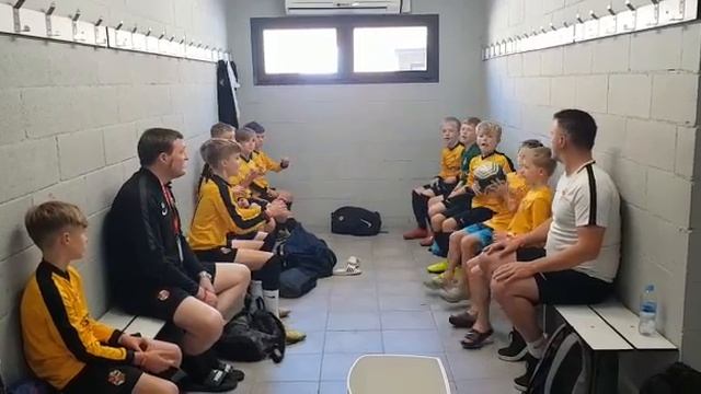 U12 Pre Game Dressing Room Antics смотреть онлайн