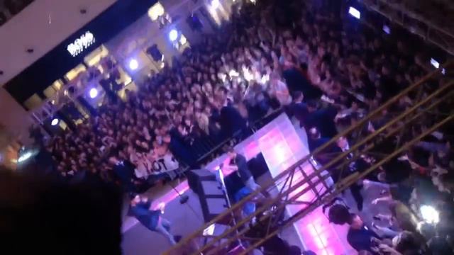 Vlog: едем на концерт Мота. смотреть онлайн