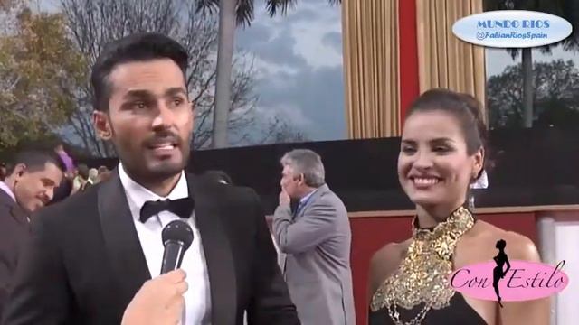 Fabian Rios & Yuly Ferreira en la RedCarpet de Premios Billboards 2014 (by @FabianRiosSpain) смотреть онлайн