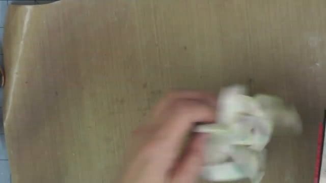 12 Tags of 2014 - April (Tim Holtz) смотреть онлайн