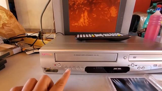 VIDEOREGISTRATORE VHS DVD COMBINATO FUNAI DVPR-5600 смотреть онлайн