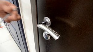 Регулировка ручки входной двери.