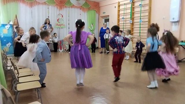 8 марта 2023 года у Миши. Д/с "Кирпичики" смотреть онлайн