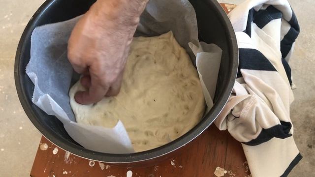 Выживание в новостройке. Готовлю пиццу в мультиварке Мирта смотреть онлайн